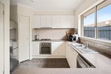 https://images.listonce.com.au/custom/160x/listings/46a-swan-walk-chelsea-vic-3196/126/01915126_img_04.jpg?-TbbmXaj7b0