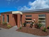 https://images.listonce.com.au/custom/160x/listings/47-9-fraser-street-herne-hill-vic-3218/223/01699223_img_02.jpg?xpg28vMYmX8