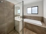 https://images.listonce.com.au/custom/160x/listings/47-batten-road-charlemont-vic-3217/571/01914571_img_10.jpg?NKoEKidNGj4