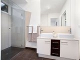 https://images.listonce.com.au/custom/160x/listings/47-beach-avenue-elwood-vic-3184/340/01793340_img_05.jpg?gDwRIWcTMWk