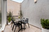 https://images.listonce.com.au/custom/160x/listings/47-bluff-avenue-elwood-vic-3184/176/01783176_img_08.jpg?Hl2cbgcsIz8