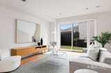 https://images.listonce.com.au/custom/160x/listings/47-bradley-street-newport-vic-3015/637/01840637_img_05.jpg?Hdoq1Seo3xE