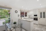 https://images.listonce.com.au/custom/160x/listings/47-casella-street-mitcham-vic-3132/652/00857652_img_03.jpg?WOuaJUyZ3x4