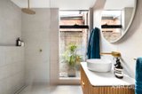 https://images.listonce.com.au/custom/160x/listings/47-cecil-street-fitzroy-vic-3065/204/01910204_img_12.jpg?pYGahawpD7U