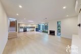 https://images.listonce.com.au/custom/160x/listings/47-clyde-street-st-kilda-vic-3182/054/01586054_img_02.jpg?7UpDiYz4tbw