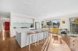 https://images.listonce.com.au/custom/160x/listings/47-elizabeth-street-campbells-creek-vic-3451/640/01913640_img_05.jpg?r6kSKeZSbAU