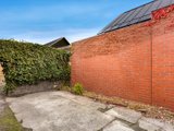 https://images.listonce.com.au/custom/160x/listings/47-finlay-street-albert-park-vic-3206/255/01087255_img_06.jpg?IbUSyqQWM7o