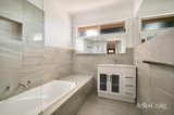 https://images.listonce.com.au/custom/160x/listings/47-grandview-grove-wendouree-vic-3355/976/01987976_img_08.jpg?yi8c8PxwlJs