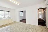 https://images.listonce.com.au/custom/160x/listings/47-heath-st-port-melbourne-vic-3207/953/01986953_img_04.jpg?2_yIGpo1FA4
