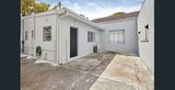 https://images.listonce.com.au/custom/160x/listings/47-heath-st-port-melbourne-vic-3207/953/01986953_img_06.jpg?_cUSChsqbUM