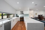 https://images.listonce.com.au/custom/160x/listings/47-highview-drive-doncaster-vic-3108/807/00905807_img_04.jpg?j-5IYD1Ui5E