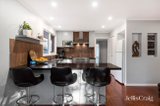 https://images.listonce.com.au/custom/160x/listings/47-jeffrey-drive-ringwood-vic-3134/997/01823997_img_05.jpg?-2et7_5FNS4