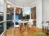 https://images.listonce.com.au/custom/160x/listings/47-kerferd-road-albert-park-vic-3206/976/01087976_img_07.jpg?QTqKYiEC5zY