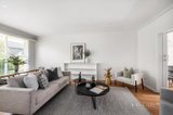 https://images.listonce.com.au/custom/160x/listings/47-leopold-crescent-mont-albert-vic-3127/852/01302852_img_02.jpg?eNHnjEerbmM