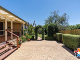 https://images.listonce.com.au/custom/160x/listings/47-mangans-road-lilydale-vic-3140/902/01524902_img_16.jpg?5zzRaOU2Ef0