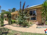 https://images.listonce.com.au/custom/160x/listings/47-mangans-road-lilydale-vic-3140/902/01524902_img_17.jpg?GoYH7Ag_fiE