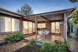 https://images.listonce.com.au/custom/160x/listings/47-mannering-drive-glen-waverley-vic-3150/942/01576942_img_10.jpg?hvb-dT5leAI