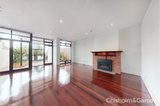 https://images.listonce.com.au/custom/160x/listings/47-marine-parade-st-kilda-vic-3182/689/01862689_img_08.jpg?iXCNMUKJhJI