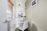 https://images.listonce.com.au/custom/160x/listings/47-mcilwrick-street-prahran-vic-3181/617/01565617_img_15.jpg?G0lbI-325H4