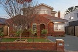 https://images.listonce.com.au/custom/160x/listings/47-nimmo-street-essendon-vic-3040/952/01717952_img_01.jpg?X4TZKVBmj10