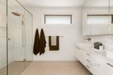 https://images.listonce.com.au/custom/160x/listings/47-nimmo-street-essendon-vic-3040/952/01717952_img_12.jpg?NAvXIZLp5Z0