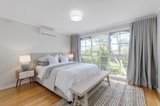 https://images.listonce.com.au/custom/160x/listings/47-pinehills-drive-greensborough-vic-3088/062/01166062_img_07.jpg?iycMcuZq5kk