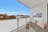 https://images.listonce.com.au/custom/160x/listings/47-rainsford-street-elwood-vic-3184/555/01903555_img_07.jpg?NU_mW97aAbI