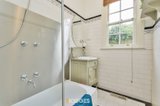 https://images.listonce.com.au/custom/160x/listings/47-robb-street-essendon-vic-3040/450/01633450_img_08.jpg?4yEwS4IW1B8