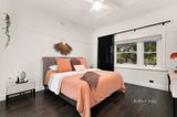 https://images.listonce.com.au/custom/160x/listings/47-roberts-street-essendon-vic-3040/981/01183981_img_06.jpg?63INoqS8St0