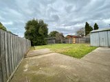 https://images.listonce.com.au/custom/160x/listings/47-sharland-road-corio-vic-3214/387/01782387_img_16.jpg?D3CcJnlL6kE