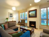 https://images.listonce.com.au/custom/160x/listings/47-victoria-crescent-mont-albert-vic-3127/482/01684482_img_03.jpg?cy_RXz_MfWM