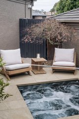 https://images.listonce.com.au/custom/160x/listings/47-wilson-street-diamond-creek-vic-3089/335/01726335_img_03.jpg?rp7mFYPxv1U