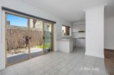 https://images.listonce.com.au/custom/160x/listings/470-kororoit-creek-road-williamstown-vic-3016/134/01988134_img_12.jpg?kXQQFUQ3l3M