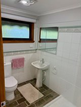 https://images.listonce.com.au/custom/160x/listings/470-mount-dandenong-road-ringwood-east-vic-3135/991/01848991_img_01.jpg?JWOkFZArTKM