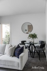 https://images.listonce.com.au/custom/160x/listings/4710-orrong-rd-toorak-vic-3142/525/01800525_img_03.jpg?8Xfl7klMjCg