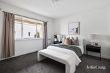 https://images.listonce.com.au/custom/160x/listings/4710-orrong-rd-toorak-vic-3142/525/01800525_img_04.jpg?6aB7xrO8ahE