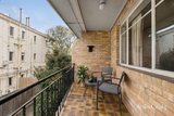 https://images.listonce.com.au/custom/160x/listings/4710-orrong-rd-toorak-vic-3142/525/01800525_img_07.jpg?U12fAsyMruA