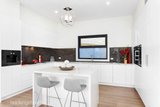 https://images.listonce.com.au/custom/160x/listings/472-auburn-road-hawthorn-vic-3122/941/01683941_img_04.jpg?vexnMmZKjAk