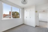 https://images.listonce.com.au/custom/160x/listings/472-barkly-street-st-kilda-vic-3182/550/01722550_img_05.jpg?lUgeuyb1lVo