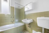 https://images.listonce.com.au/custom/160x/listings/472-barkly-street-st-kilda-vic-3182/550/01722550_img_06.jpg?-kU5VoqQn1c