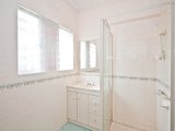 https://images.listonce.com.au/custom/160x/listings/472-middleborough-road-blackburn-vic-3130/149/01744149_img_06.jpg?SVIAaBRIRw8