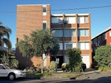 https://images.listonce.com.au/custom/160x/listings/472-patterson-street-middle-park-vic-3206/757/01906757_img_01.jpg?MLE1kU0I478