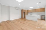 https://images.listonce.com.au/custom/160x/listings/473-guelph-street-somerville-vic-3912/309/01947309_img_05.jpg?azEaVoIQ1vY