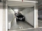 https://images.listonce.com.au/custom/160x/listings/473-seisman-place-port-melbourne-vic-3207/397/01794397_img_10.jpg?NhxCY54Htqs