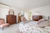 https://images.listonce.com.au/custom/160x/listings/476-molesworth-street-kew-vic-3101/346/01766346_img_08.jpg?VuMNmZF_2lE