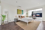 https://images.listonce.com.au/custom/160x/listings/477-little-oxford-street-collingwood-vic-3066/042/01227042_img_09.jpg?Z4beZB8NetU