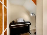 https://images.listonce.com.au/custom/160x/listings/4775-777-station-street-box-hill-north-vic-3129/950/01683950_img_06.jpg?fwuVyfS5KsQ