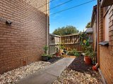https://images.listonce.com.au/custom/160x/listings/4775-777-station-street-box-hill-north-vic-3129/950/01683950_img_10.jpg?mIVg97jrcVg