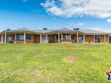 https://images.listonce.com.au/custom/160x/listings/479-break-oday-road-glenburn-vic-3717/333/01526333_img_04.jpg?7uuY1W_8Qpc