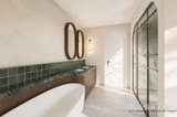 https://images.listonce.com.au/custom/160x/listings/47a-dickens-street-elwood-vic-3184/408/01951408_img_06.jpg?GAlcxnsjGqo